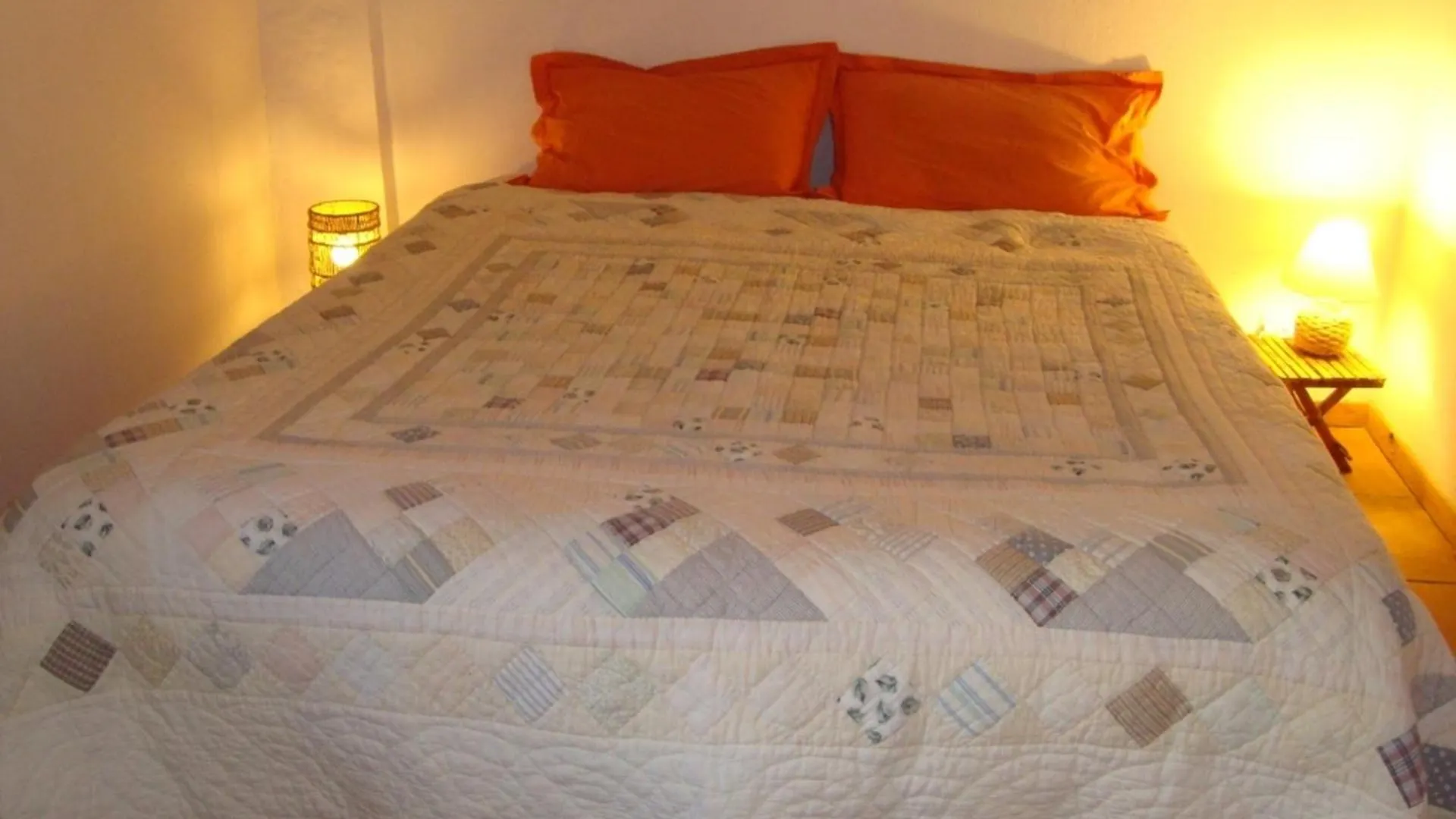 Holiday home Gite Du Bout Du Monde La Bergerie Barreme